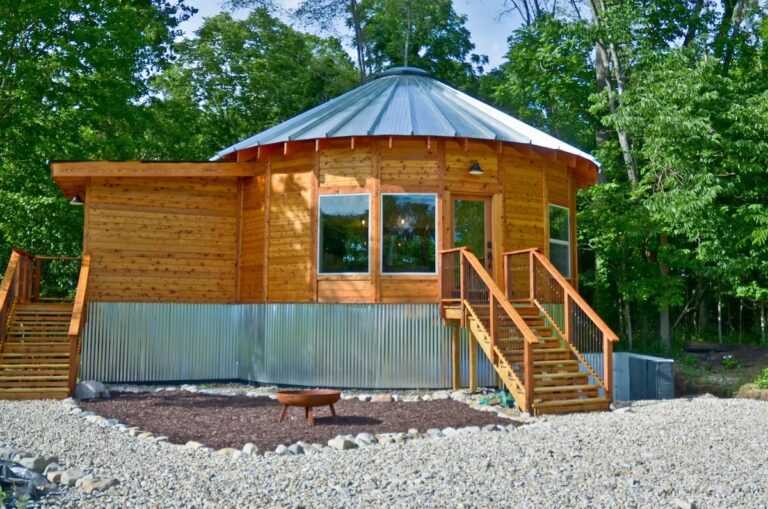 Luxury Yurt inspired Cabin at The Queen & I Homestead