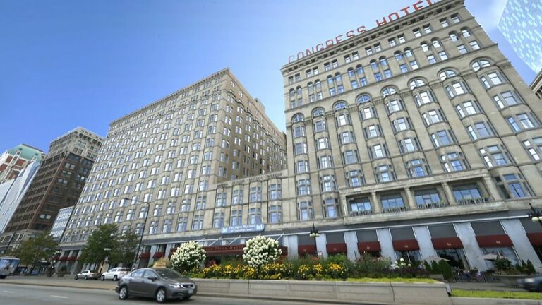 The Congress Plaza Hotel & Convention Center